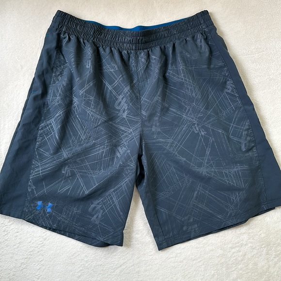 Under Armour Mens Woven Shorts Size XXL - Picture 2 of 7